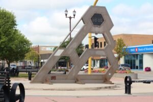 relogio antigo e folga dominical no parque