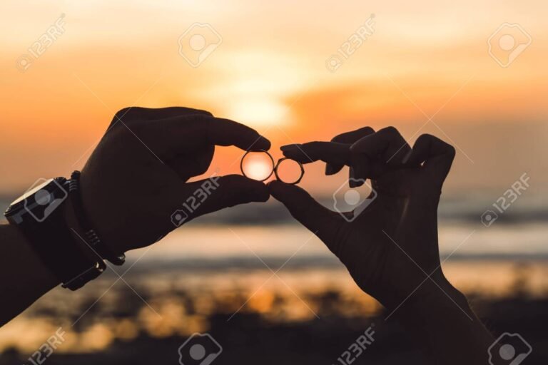 Como Descobrir se Alguém é Casado Apenas pelo Nome