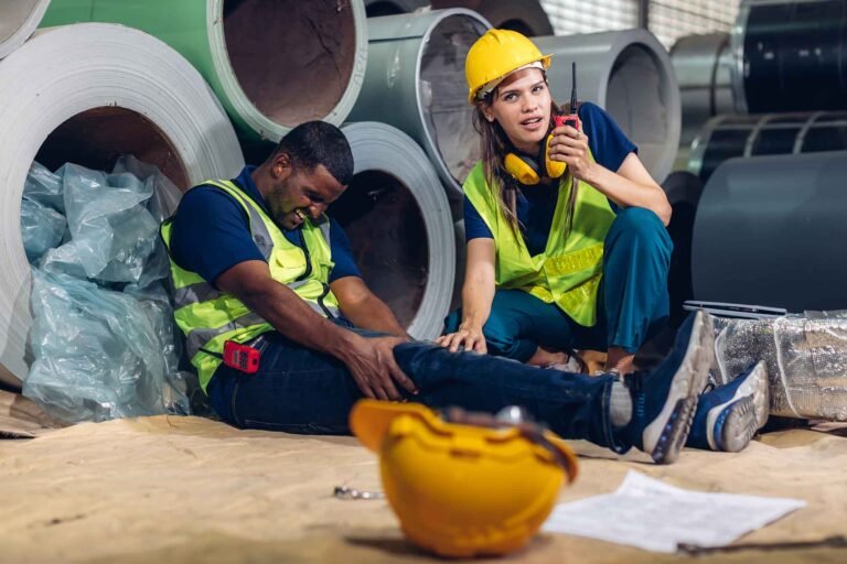 Posso Ser Demitido Durante o Período de Experiência se Me Machucar no Trabalho